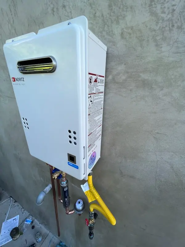 Tankless water heater installation for Jefferson Park homes
